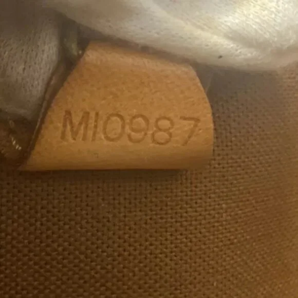 AUTHENTICITY GUARANTEED LOUIS VUITTON LV Logo Ellipse MM Hand Bag Monogram - Picture 16 of 16